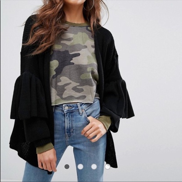 NWOT Boohoo Ruffle Sleeve Open Drape Sweater - Picture 5 of 8